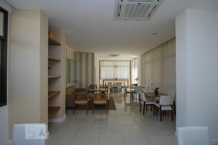 Apartamento à venda com 90m², 3 quartos e 1 vaga Apartamento à venda com 90m², 3 quartos e 1 vagaÁrea comum - Salão de festas