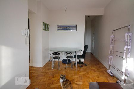 Apartamento para alugar com 68m², 2 quartos e sem vaga Apartamento para alugar com 68m², 2 quartos e sem vagaSala