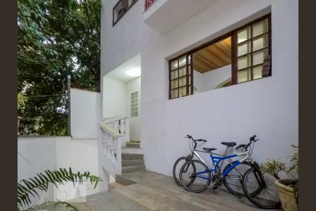 Casa à venda com 5 quartos, 280m² em Paraíso, São Paulo