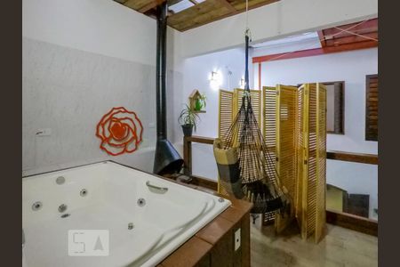 Casa para alugar com 280m², 5 quartos e 1 vaga