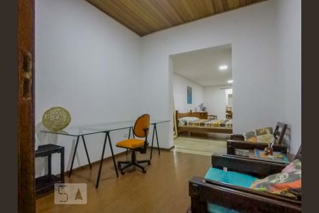 Casa para alugar com 280m², 5 quartos e 1 vaga