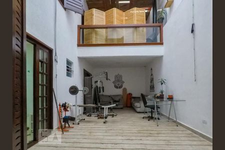 Casa para alugar com 280m², 5 quartos e 1 vaga