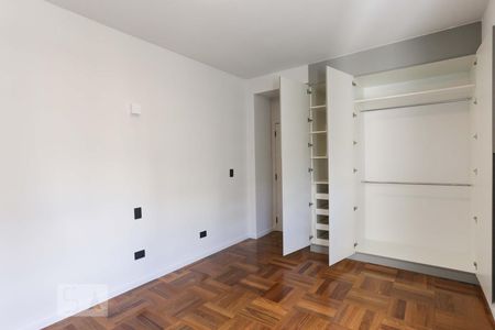 Apartamento para alugar com 150m², 3 quartos e 1 vaga Apartamento para alugar com 150m², 3 quartos e 1 vagaQuarto 02