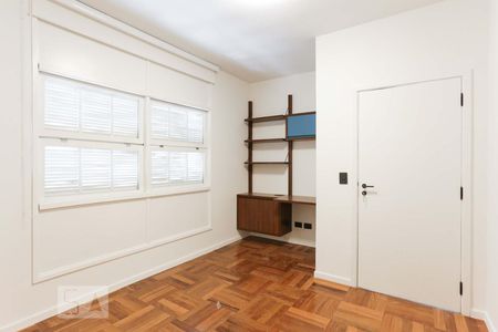 Apartamento para alugar com 150m², 3 quartos e 1 vaga Apartamento para alugar com 150m², 3 quartos e 1 vagaQuarto 01