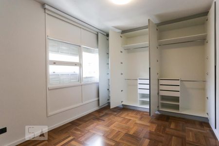Apartamento para alugar com 150m², 3 quartos e 1 vaga Apartamento para alugar com 150m², 3 quartos e 1 vagaQuarto 02