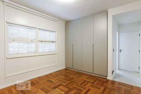 Apartamento para alugar com 150m², 3 quartos e 1 vaga Apartamento para alugar com 150m², 3 quartos e 1 vagaSuíte