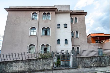 Apartamento para alugar com 75m², 2 quartos e 1 vagaFachada