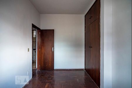 Quarto 2 de apartamento para alugar com 2 quartos, 75m² em Sagrada Familia, Belo Horizonte