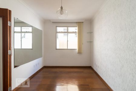 Sala de apartamento para alugar com 3 quartos, 55m² em Castelo, Belo Horizonte