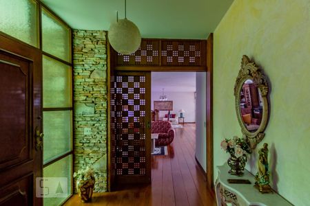 Hall de Entrada  de casa para alugar com 5 quartos, 622m² em Mangabeiras, Belo Horizonte
