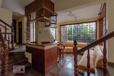 Sala 2 de casa para alugar com 4 quartos, 320m² em Mangabeiras, Belo Horizonte