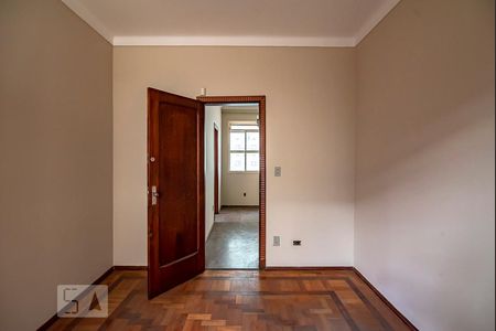 Quarto 2 de casa para alugar com 6 quartos, 280m² em Floresta, Belo Horizonte