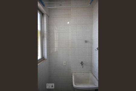 Área de Serviço de apartamento para alugar com 2 quartos, 60m² em Ipiranga, Belo Horizonte