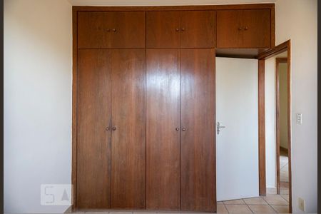 Quarto de apartamento para alugar com 2 quartos, 60m² em Ipiranga, Belo Horizonte