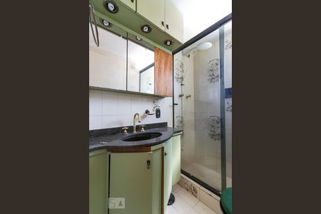 Apartamento à venda com 72m², 3 quartos e 1 vaga Apartamento à venda com 72m², 3 quartos e 1 vagaBanheiro Suíte