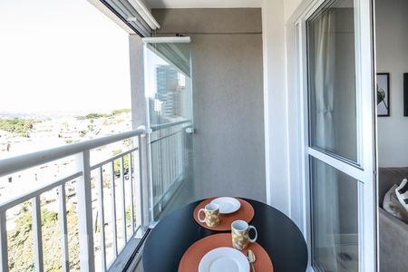 Varanda de kitnet/studio à venda com 1 quarto, 30m² em Sumarezinho, São Paulo