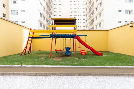 Apartamento à venda com 110m², 3 quartos e 1 vaga Apartamento à venda com 110m², 3 quartos e 1 vagaPlayground