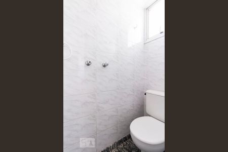 Apartamento à venda com 110m², 3 quartos e 1 vaga Apartamento à venda com 110m², 3 quartos e 1 vagaBanheiro de serviço