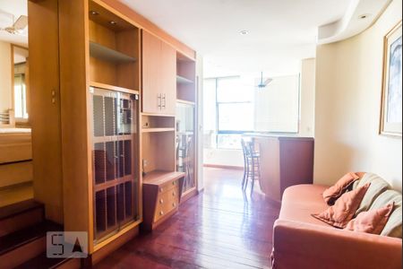 Sala de apartamento para alugar com 1 quarto, 55m² em Boa Vista, Porto Alegre