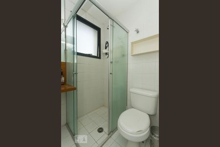 Banheiro de apartamento à venda com 1 quarto, 47m² em Saúde, São Paulo