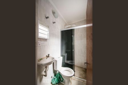 Banheiro de kitnet/studio para alugar com 1 quarto, 78m² em Centro, São Paulo