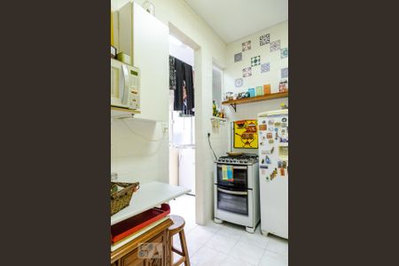 Apartamento à venda com 100m², 3 quartos e sem vaga Apartamento à venda com 100m², 3 quartos e sem vagaCozinha