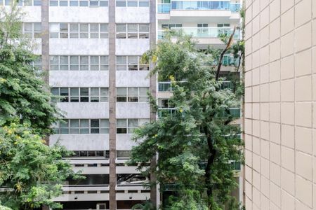 Apartamento à venda com 100m², 3 quartos e sem vaga Apartamento à venda com 100m², 3 quartos e sem vagaVista - Sala