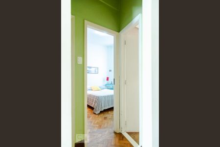 Apartamento à venda com 100m², 3 quartos e sem vaga Apartamento à venda com 100m², 3 quartos e sem vagaCorredor