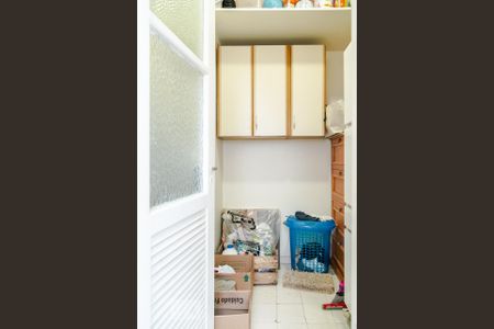 Apartamento à venda com 100m², 3 quartos e sem vaga Apartamento à venda com 100m², 3 quartos e sem vagaDespensa