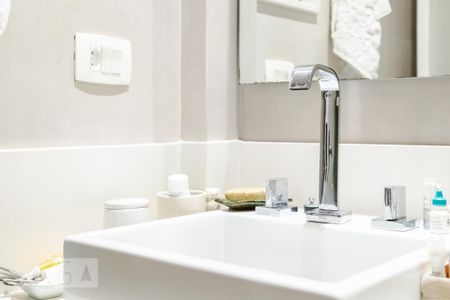 Apartamento à venda com 100m², 3 quartos e sem vaga Apartamento à venda com 100m², 3 quartos e sem vagaBanheiro 2