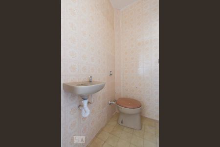 Banheiro de Serviço de apartamento para alugar com 3 quartos, 100m² em Maracanã, Rio de Janeiro