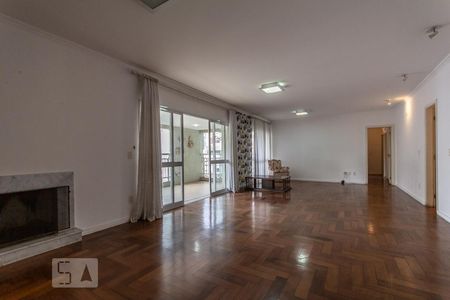 Apartamento à venda com 248m², 4 quartos e 3 vagasSala