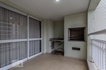 Apartamento à venda com 248m², 4 quartos e 3 vagasVaranda