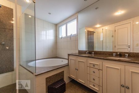 Apartamento à venda com 248m², 4 quartos e 3 vagasSuíte 4