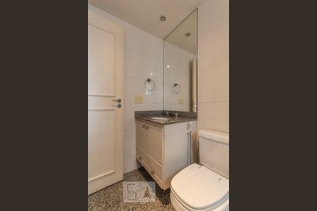 Apartamento à venda com 248m², 4 quartos e 3 vagasSuíte 2