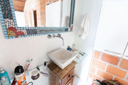 Casa de condomínio à venda com 175m², 3 quartos e 1 vagaSuíte 1