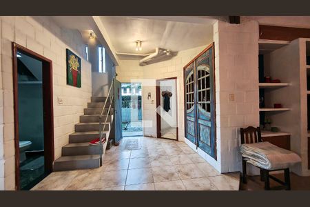 Sala de casa de condomínio à venda com 3 quartos, 175m² em Vargem Grande, Rio de Janeiro