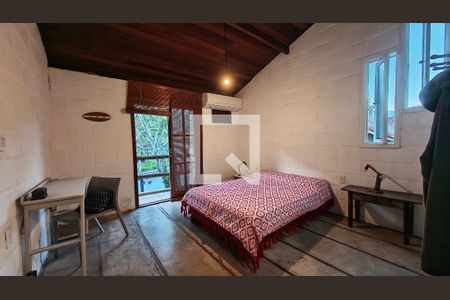 Suíte de casa de condomínio à venda com 3 quartos, 175m² em Vargem Grande, Rio de Janeiro