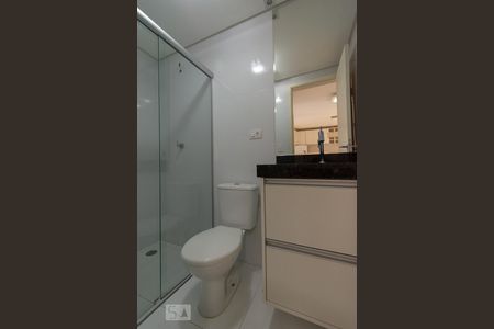 Banheiro de apartamento para alugar com 2 quartos, 60m² em Vila Assunção, Santo André