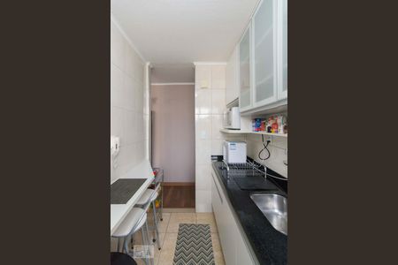 Cozinha de apartamento para alugar com 2 quartos, 58m² em Limão, São Paulo