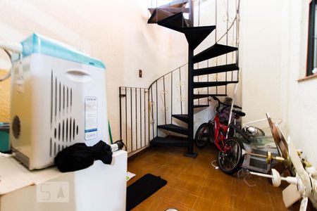 Apartamento à venda com 332m², 4 quartos e sem vagaEscada