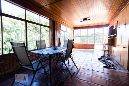 Apartamento à venda com 332m², 4 quartos e sem vagaTerraço