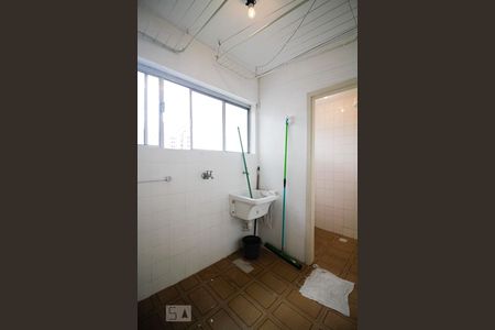 Apartamento para alugar com 80m², 3 quartos e 1 vagaÁrea de Serviço