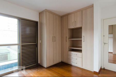 Apartamento à venda com 130m², 3 quartos e 2 vagasQuarto da Suíte