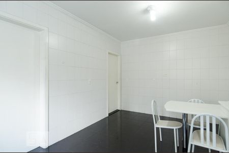 Apartamento à venda com 130m², 3 quartos e 2 vagasCozinha