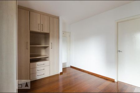 Apartamento à venda com 130m², 3 quartos e 2 vagasQuarto da Suíte