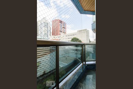 Apartamento à venda com 130m², 3 quartos e 2 vagasVaranda da Suíte