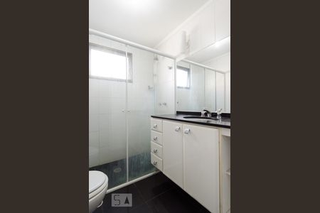 Banheiro de apartamento para alugar com 3 quartos, 130m² em Santa Paula, São Caetano do Sul