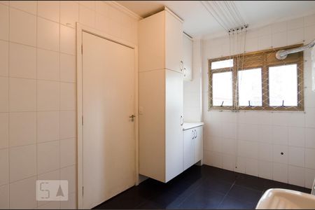 Apartamento à venda com 130m², 3 quartos e 2 vagasÁrea de Serviço