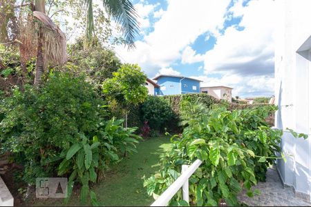 Casa à venda com 300m², 4 quartos e 3 vagas Casa à venda com 300m², 4 quartos e 3 vagasVista Varanda Suíte Quarto 3